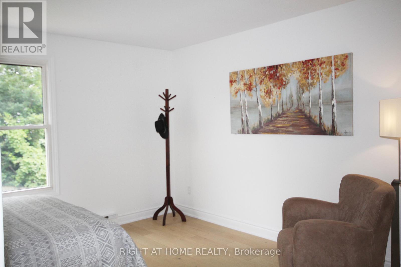 832 Boronia Crescent, Newmarket, Ontario  L3Y 5J9 - Photo 24 - N12473076