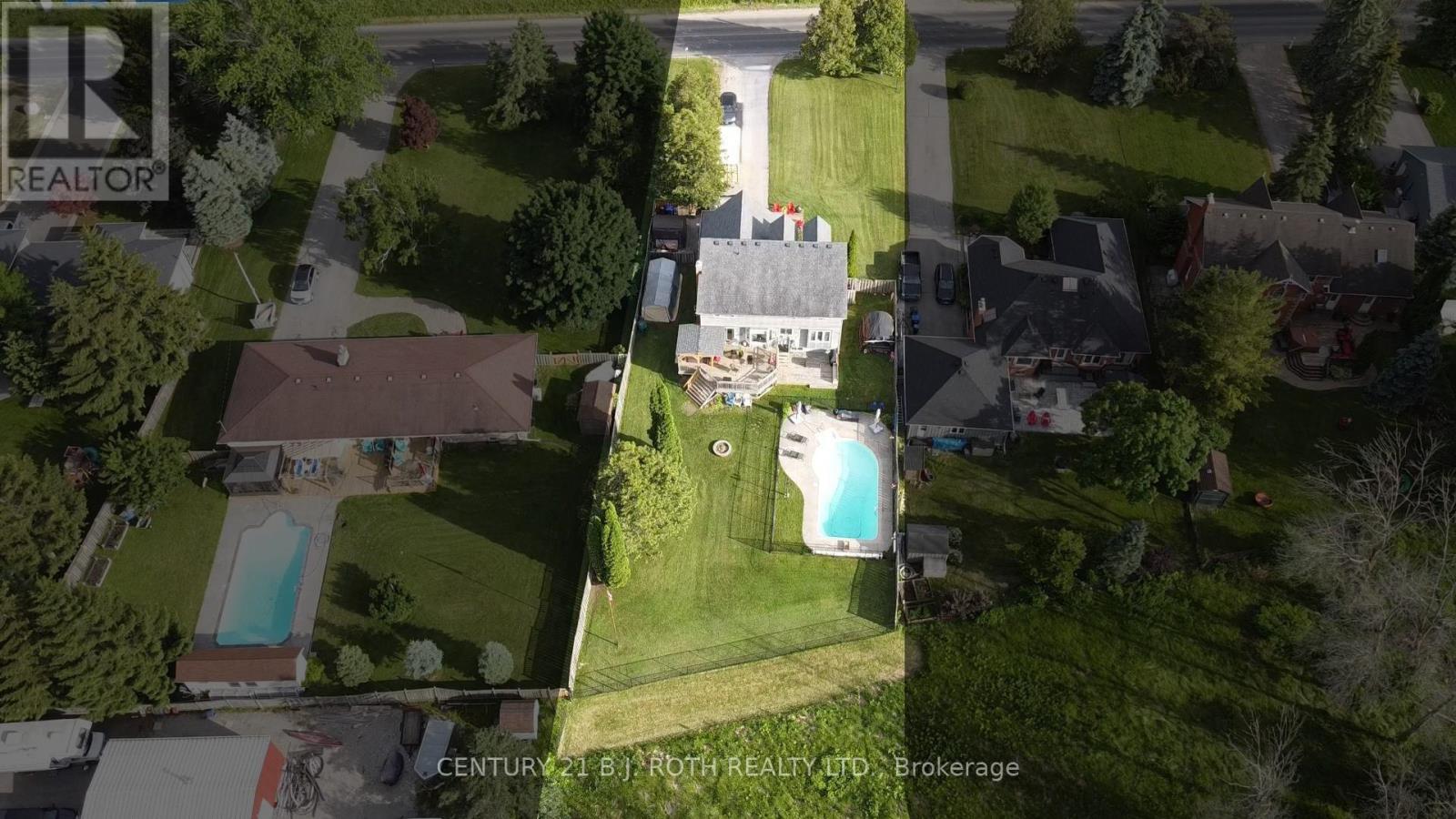 1252 Shore Acres Drive, Innisfil, Ontario  L0L 1R0 - Photo 29 - N12473081