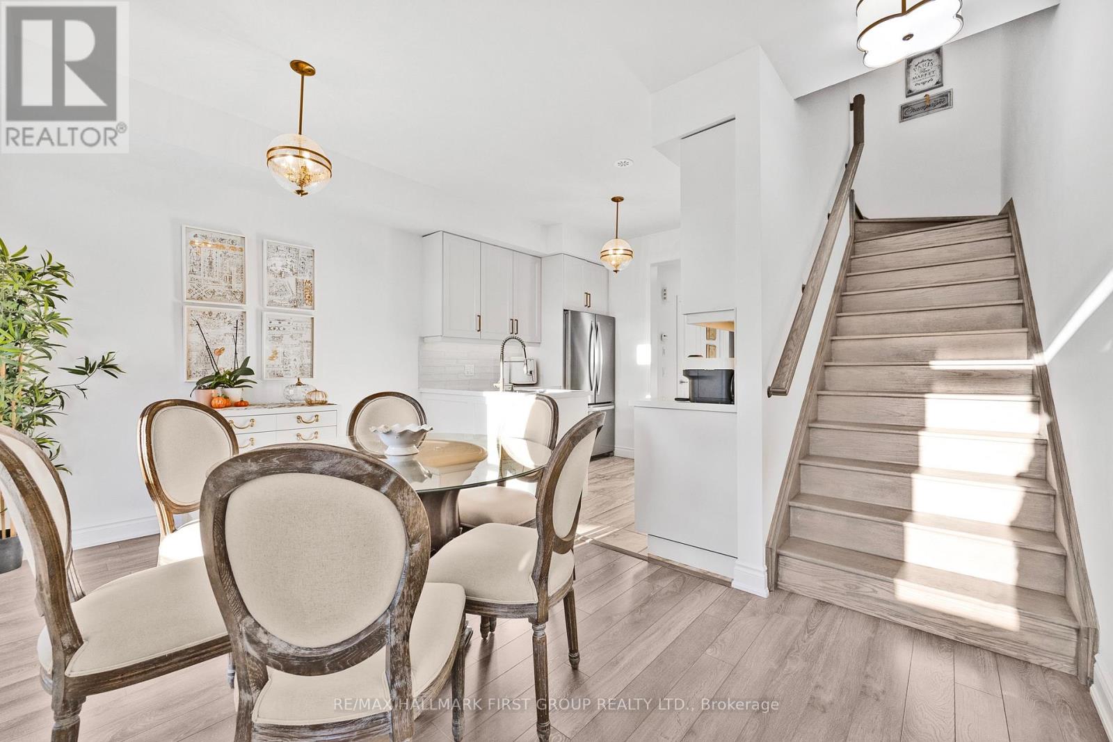 3034 Islington Avenue, Toronto (Humber Summit), Ontario  M9L 0A6 - Photo 11 - W12473085