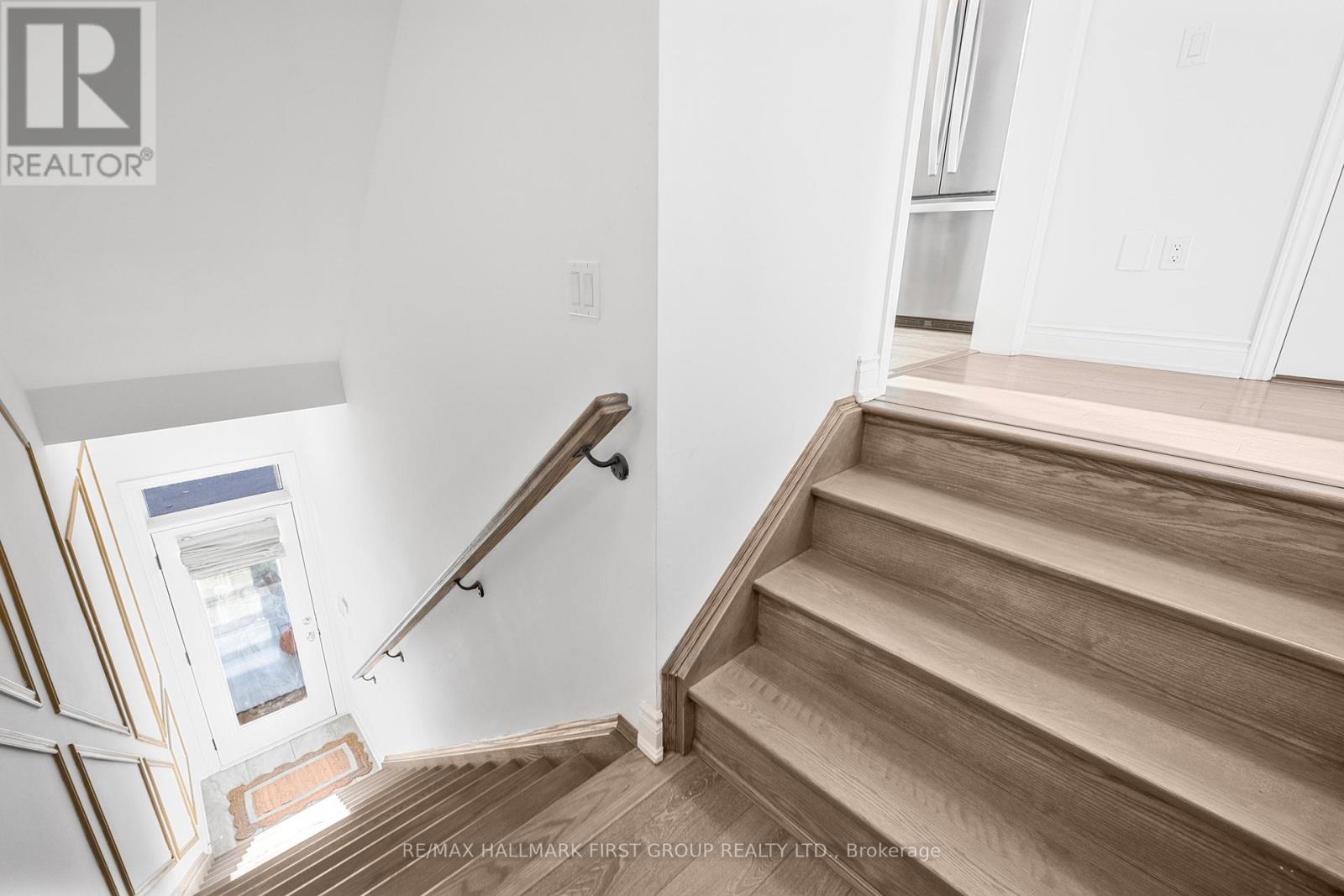 3034 Islington Avenue, Toronto (Humber Summit), Ontario  M9L 0A6 - Photo 14 - W12473085
