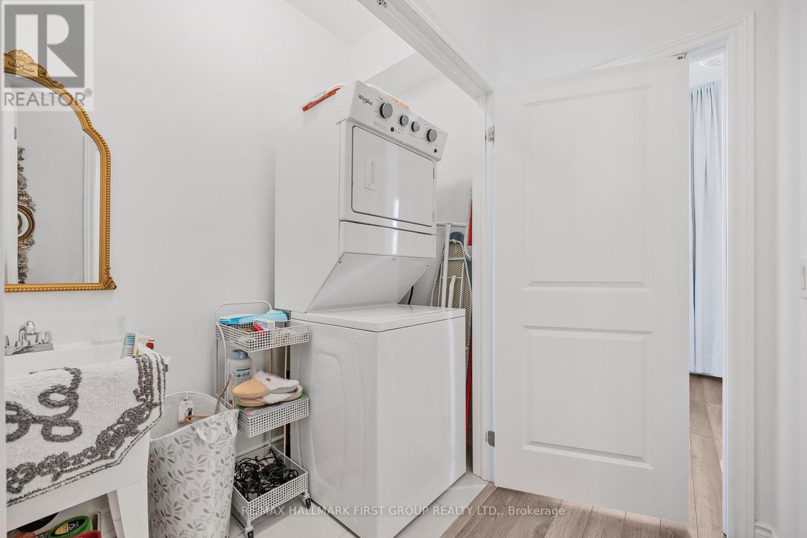 3034 Islington Avenue, Toronto (Humber Summit), Ontario  M9L 0A6 - Photo 23 - W12473085