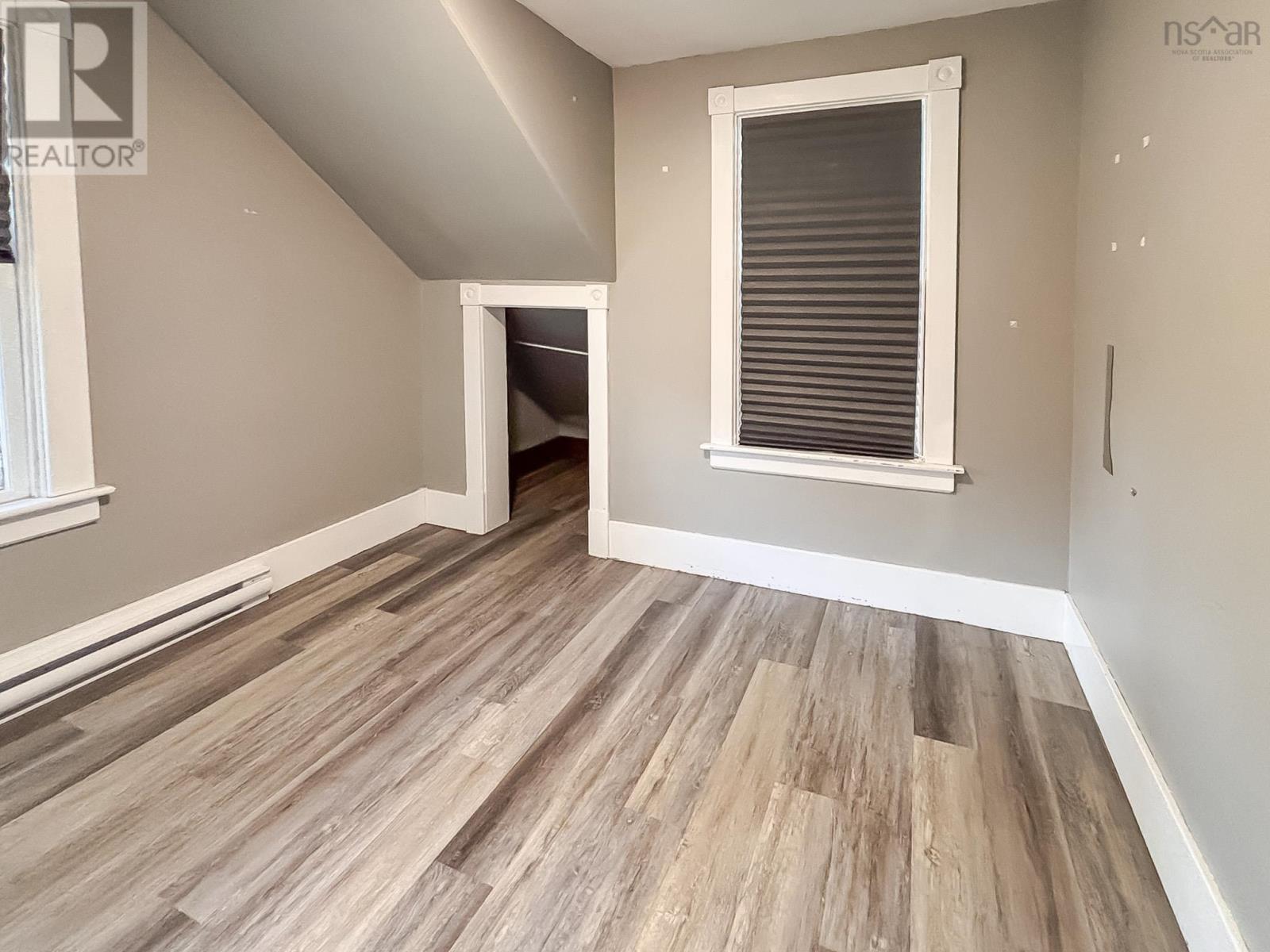 186 Dufferin Street, Bridgewater, Nova Scotia  B4V 2G7 - Photo 24 - 202526249