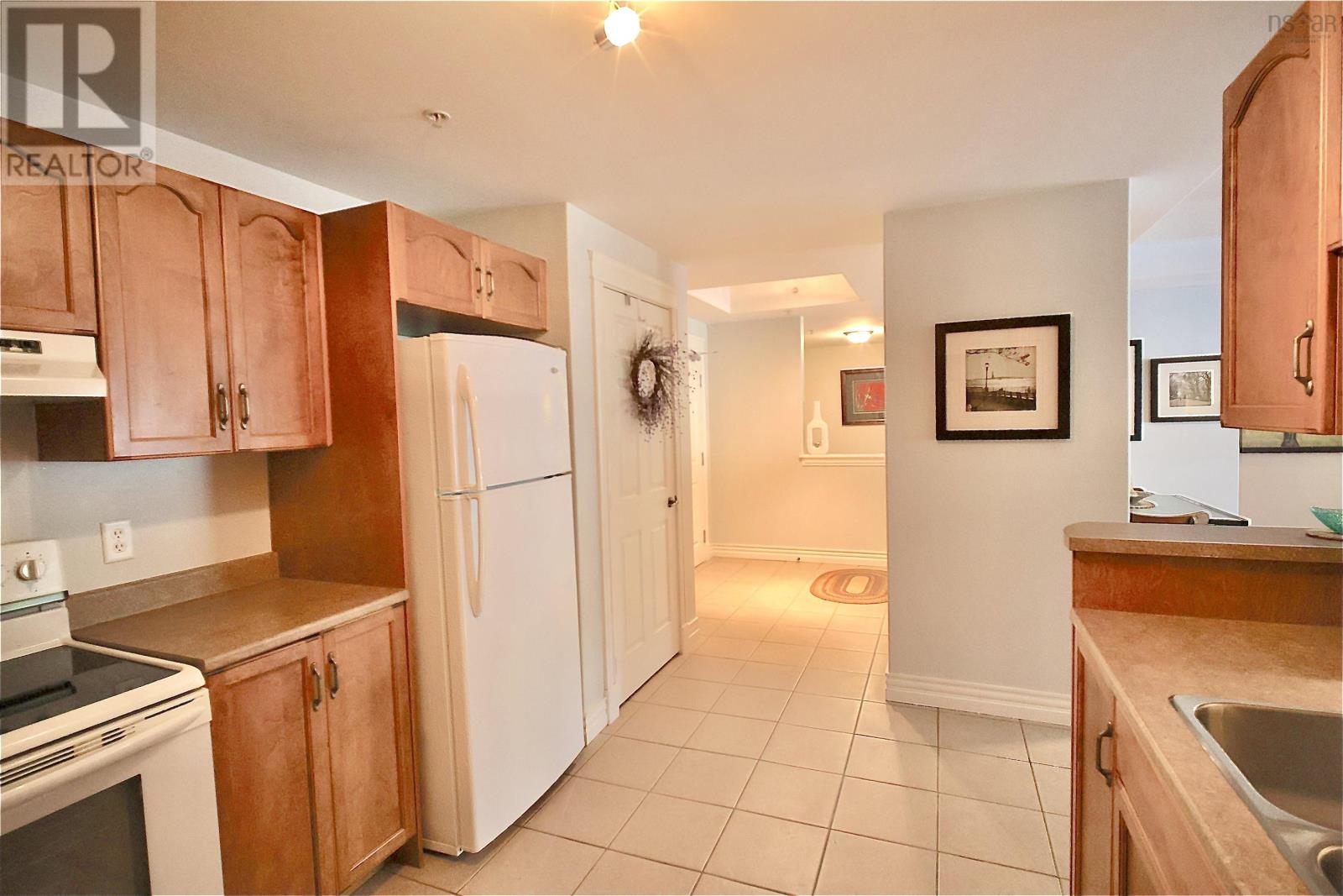 302 476 Main Street, Mahone Bay, Nova Scotia  B0J 2E0 - Photo 5 - 202518501