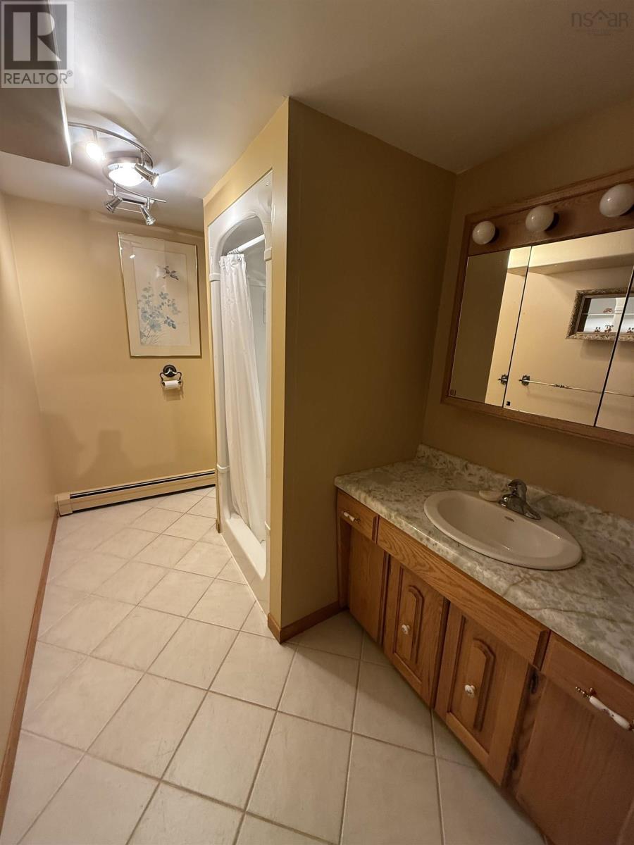 19 Eastwood Court, Cole Harbour, Nova Scotia  B2W 4J3 - Photo 37 - 202523921