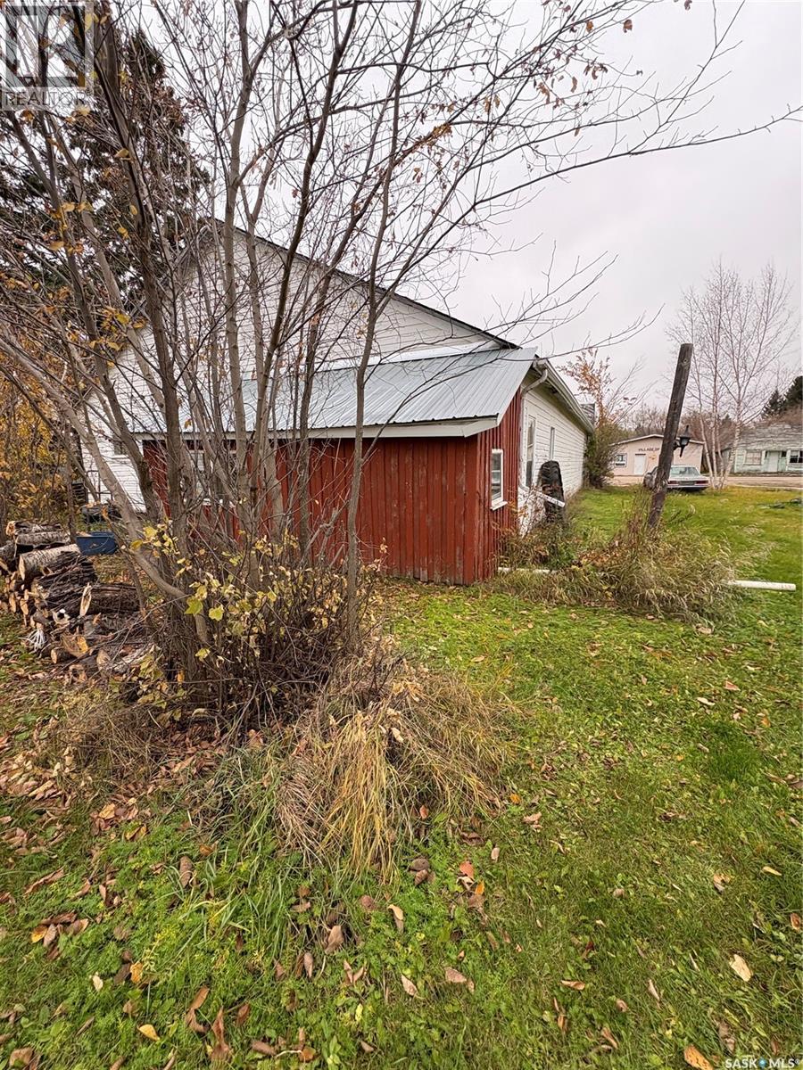107 Main Street, Hyas, Saskatchewan  S0A 1K0 - Photo 18 - SK021321