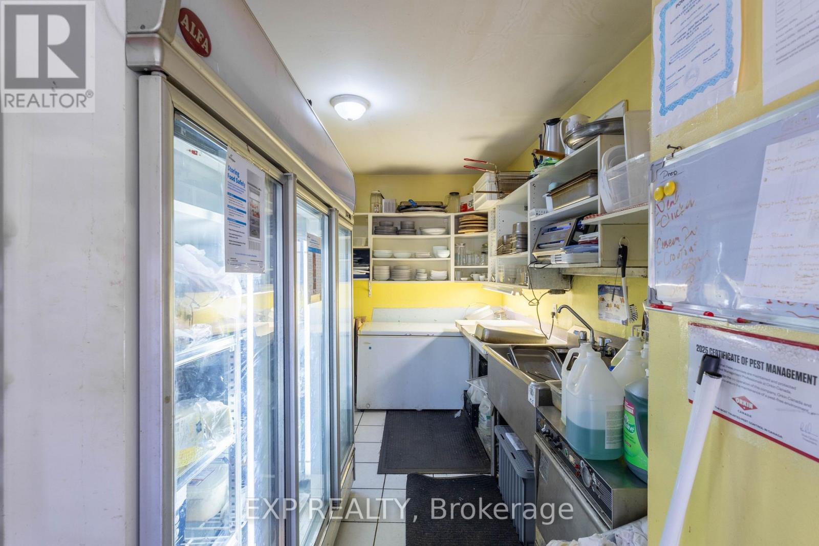 104 & 105 - 928 Lake Drive E, Georgina, Ontario  L0E 1L0 - Photo 20 - N12473107