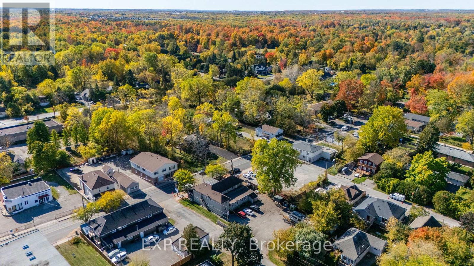 104 & 105 - 928 Lake Drive E, Georgina, Ontario  L0E 1L0 - Photo 23 - N12473107