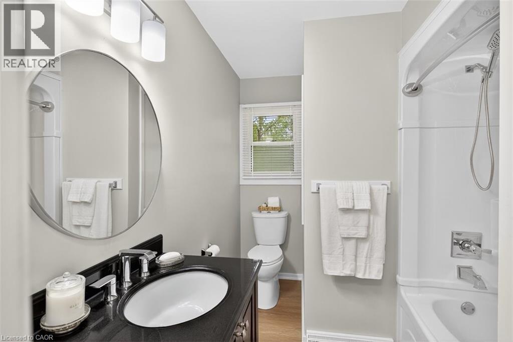 6 Princess Ann Circle, St. Catharines, Ontario  L2T 2C7 - Photo 15 - 40780638
