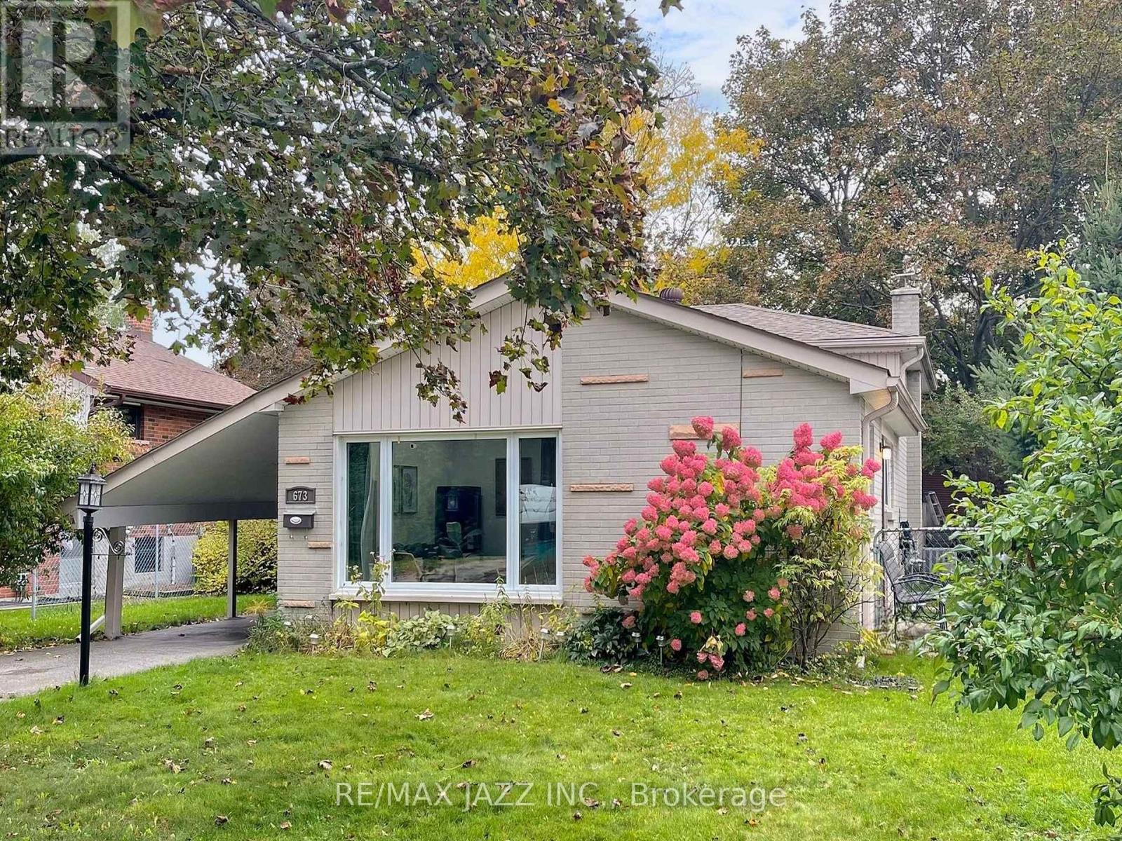673 LANSDOWNE DRIVE, Oshawa, Ontario