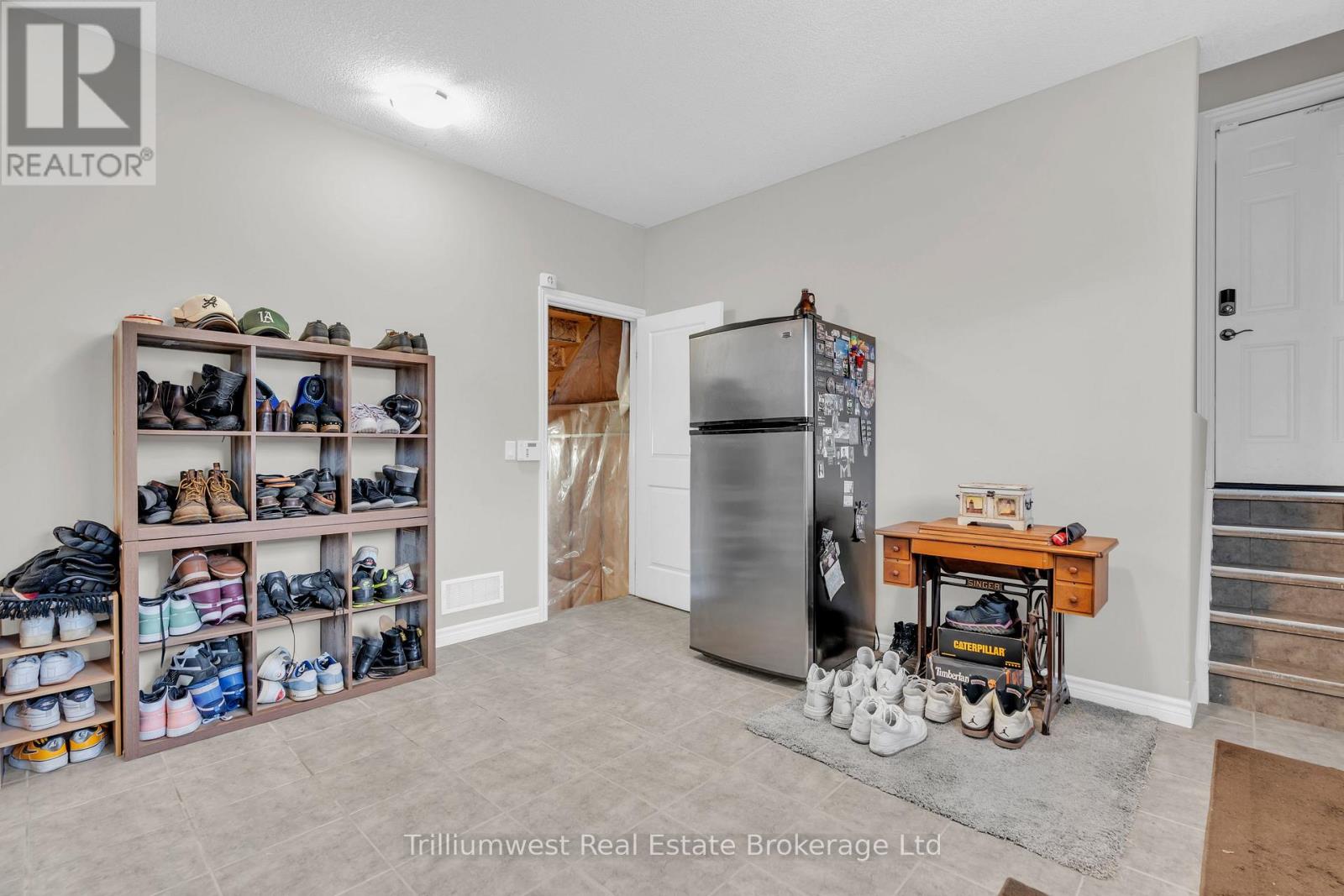 535 Woodbine Avenue, Kitchener, Ontario  N2R 1Y9 - Photo 21 - X12473139
