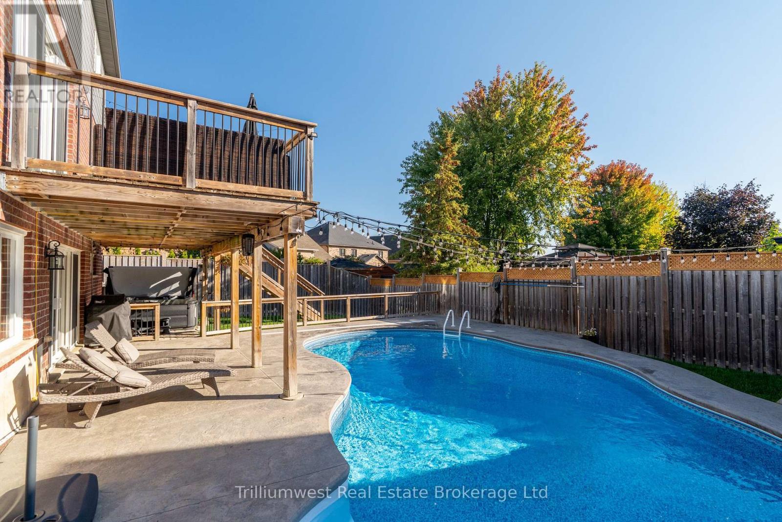 535 Woodbine Avenue, Kitchener, Ontario  N2R 1Y9 - Photo 35 - X12473139