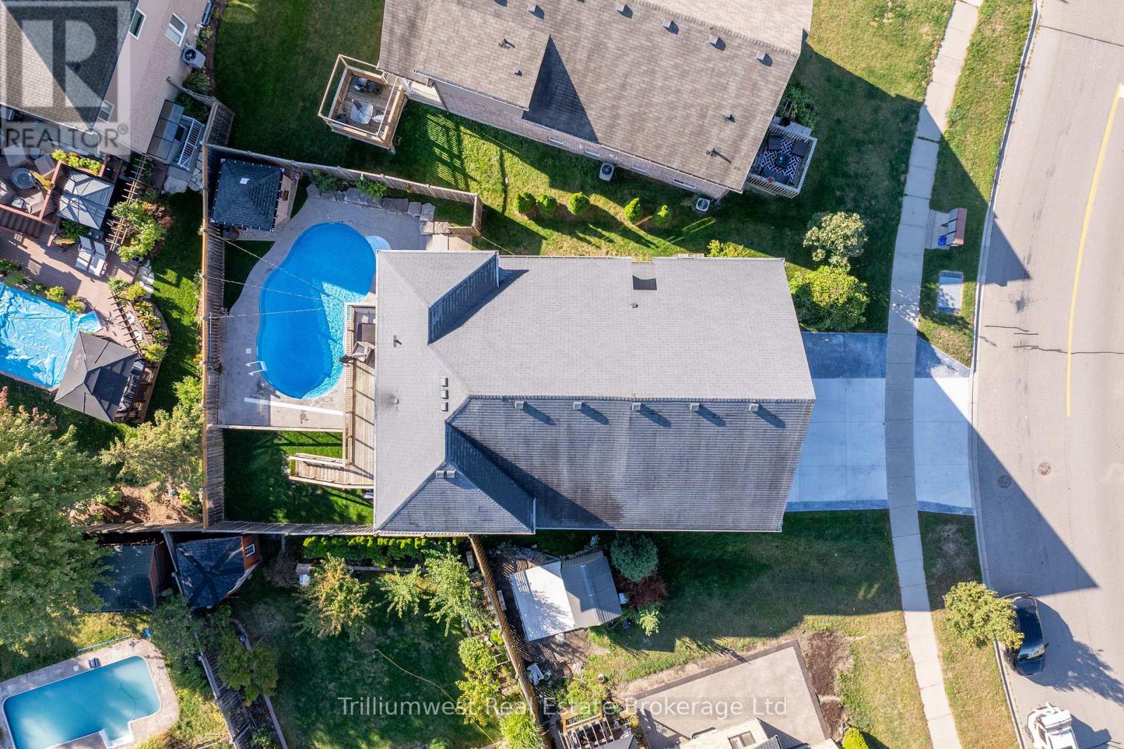 535 Woodbine Avenue, Kitchener, Ontario  N2R 1Y9 - Photo 46 - X12473139