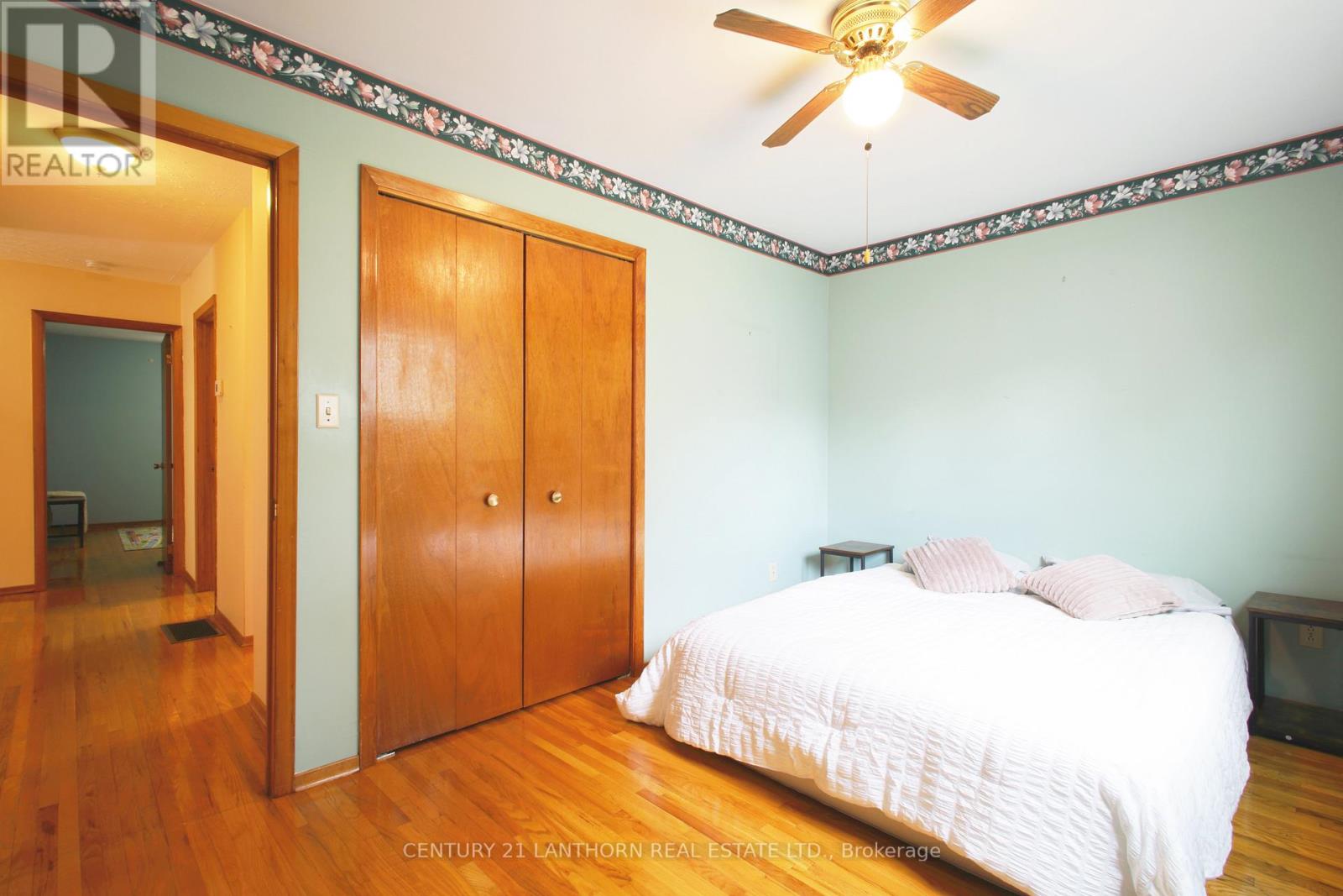 394 Montrose Road, Quinte West, Ontario  K8R 1A9 - Photo 10 - X12473159