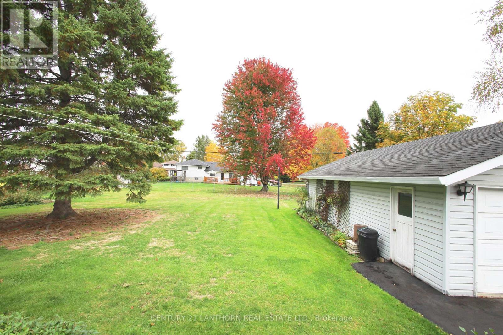 394 Montrose Road, Quinte West, Ontario  K8R 1A9 - Photo 19 - X12473159