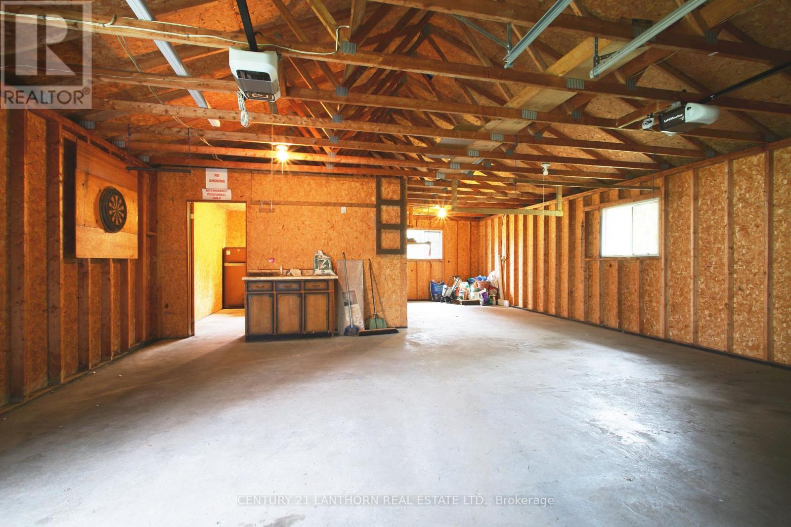 394 Montrose Road, Quinte West, Ontario  K8R 1A9 - Photo 20 - X12473159