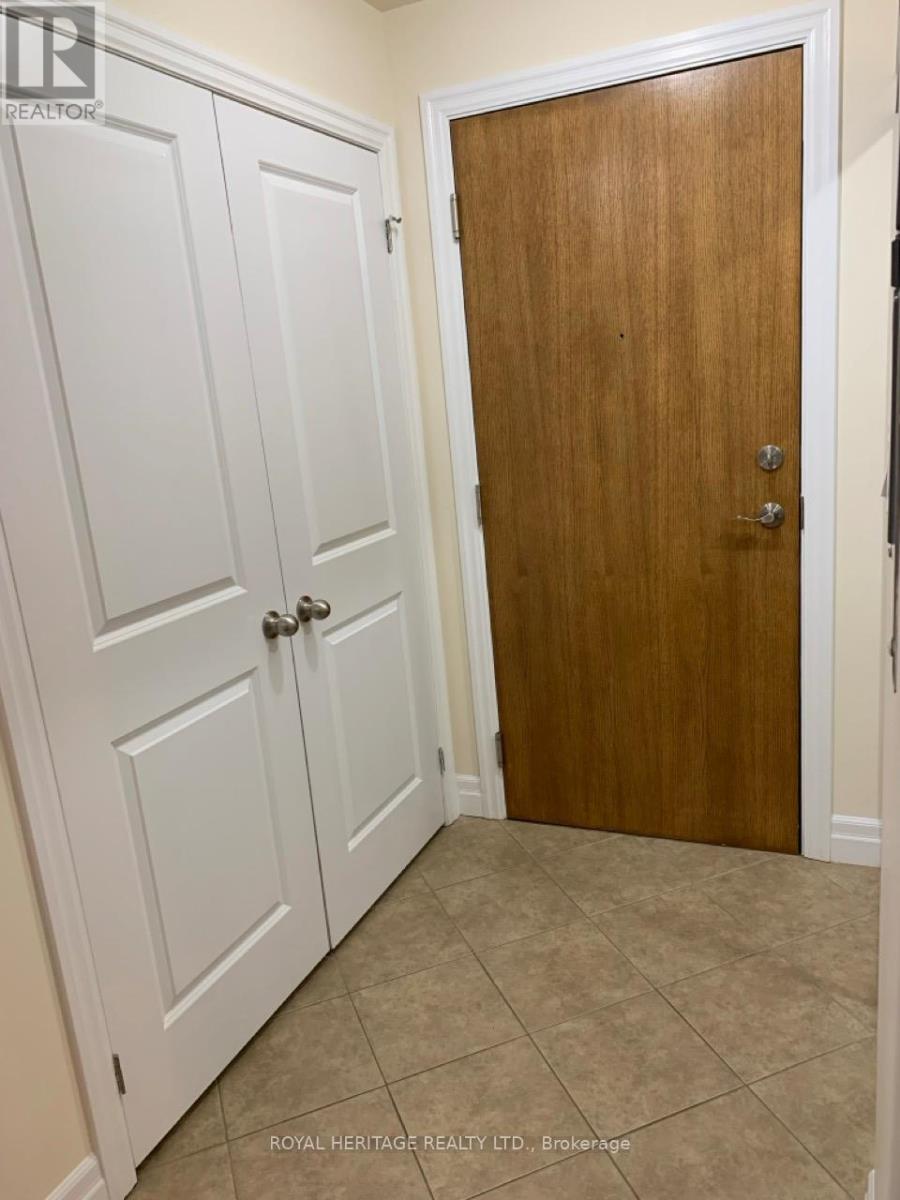 209 - 312 Spillsbury Drive N, Peterborough, Ontario  K9K 0B6 - Photo 9 - X12473161