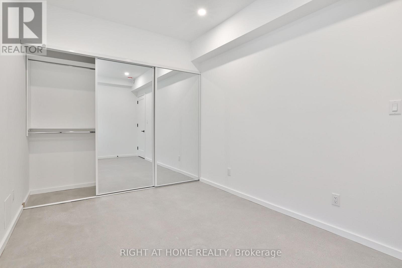 4 - 28 Salem Avenue, Toronto, Ontario  M6H 3C1 - Photo 8 - W12473098