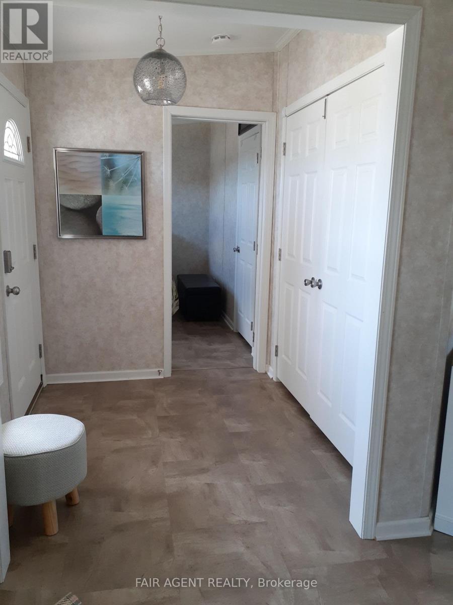 7 Forest Trail, Haldimand, Ontario  N0A 1L0 - Photo 20 - X12473122