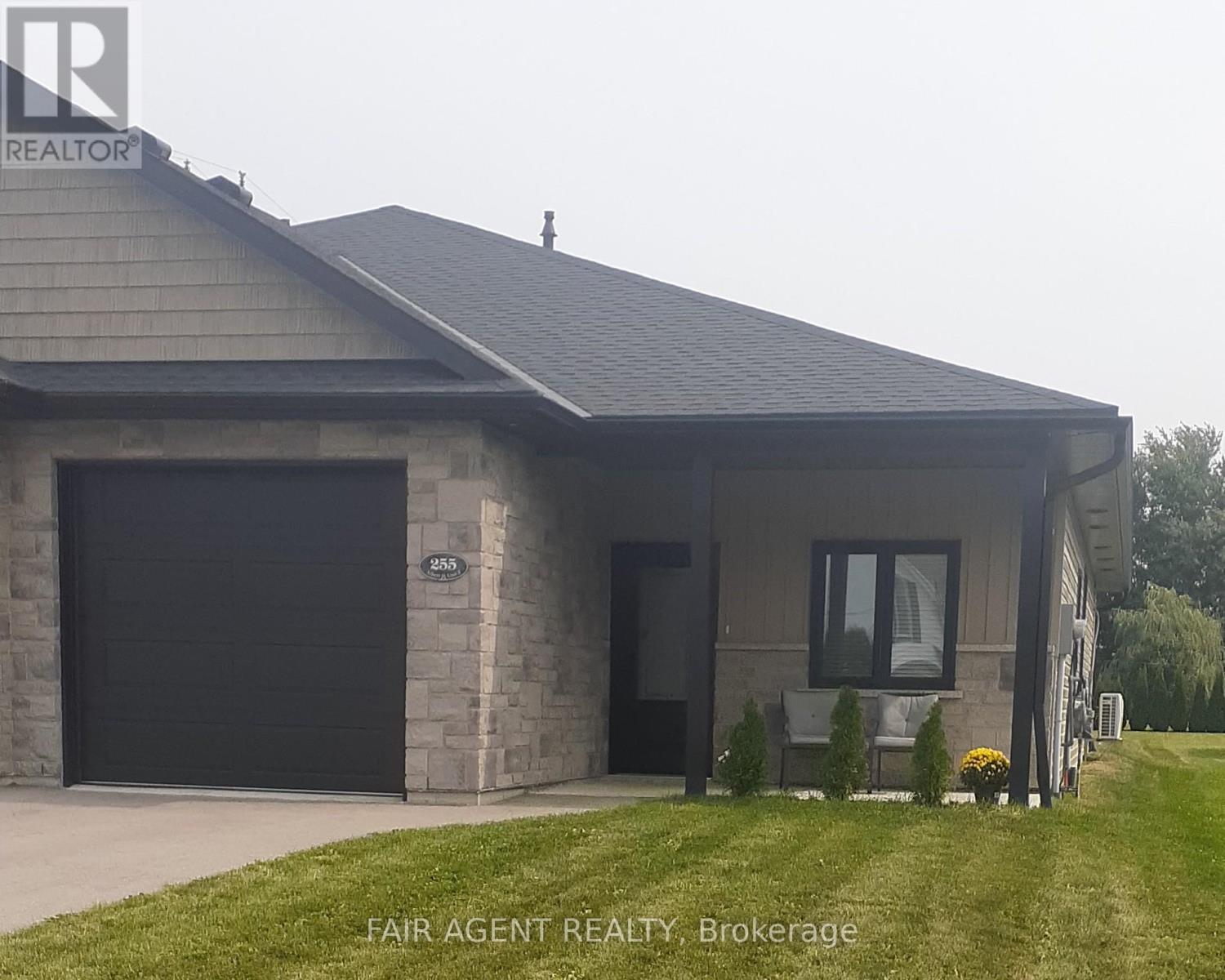 2 - 255 ALBERT STREET, Huron East, Ontario