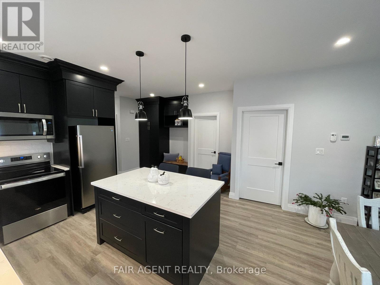 2 - 255 Albert Street, Huron East, Ontario  N0G 1H0 - Photo 4 - X12473123