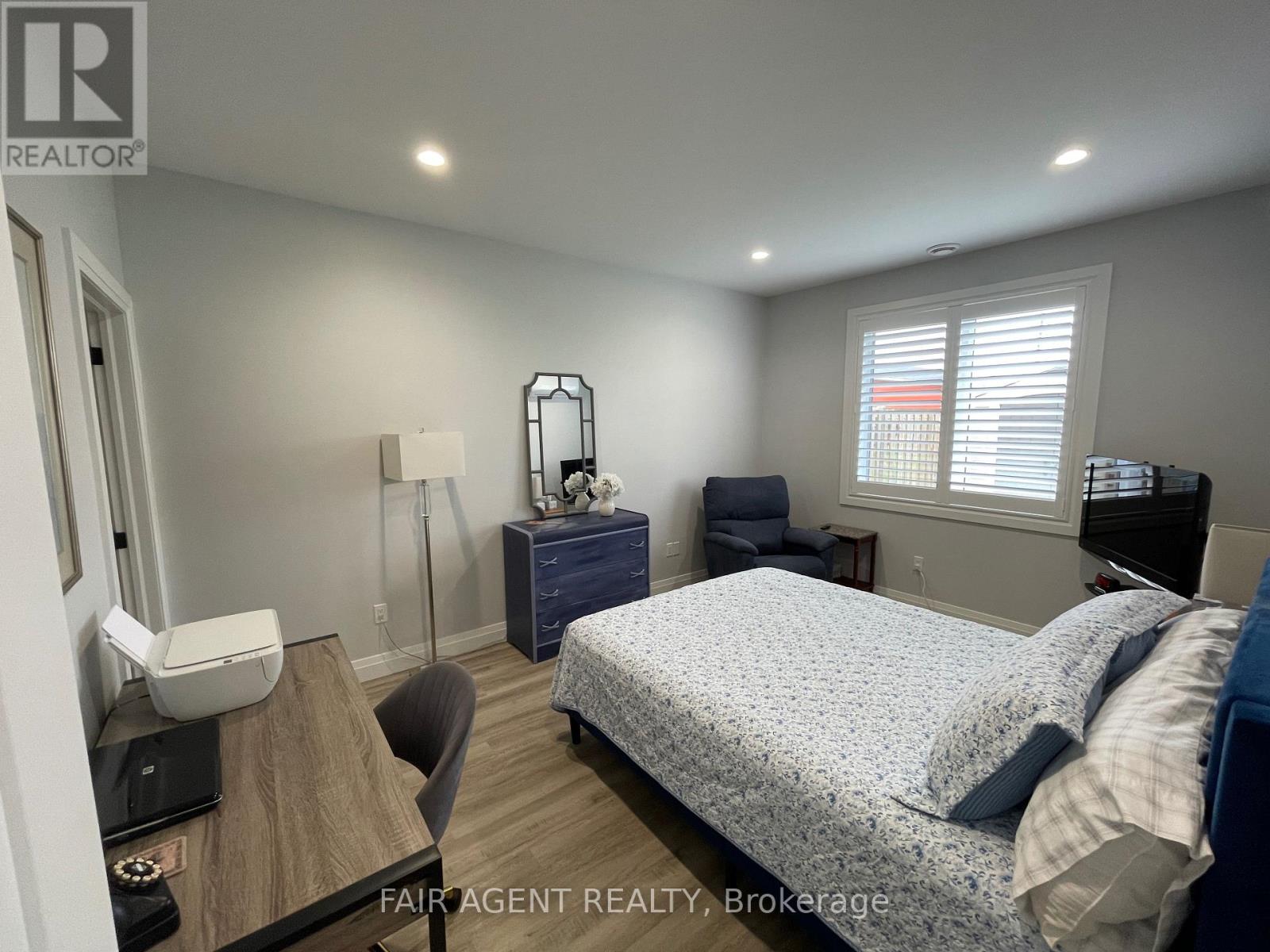 2 - 255 Albert Street, Huron East, Ontario  N0G 1H0 - Photo 9 - X12473123