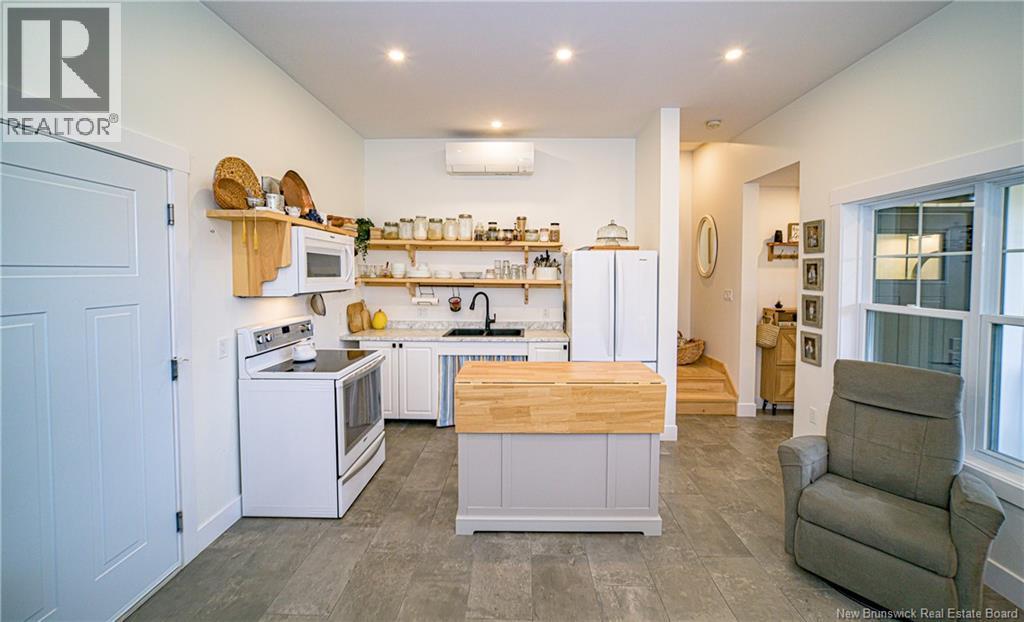 97 Lyndsay Lane, New Market, New Brunswick  E6K 0A7 - Photo 8 - NB128863