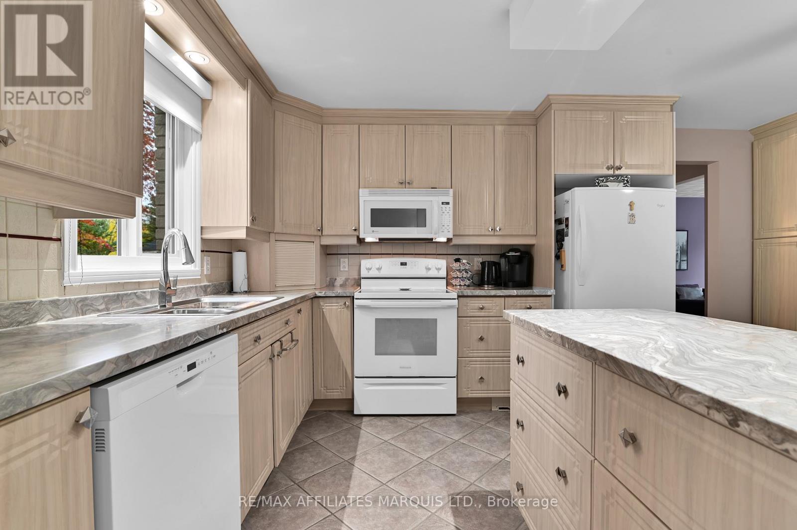 2151 Pitt Street, Cornwall, Ontario  K6K 1A1 - Photo 14 - X12473145