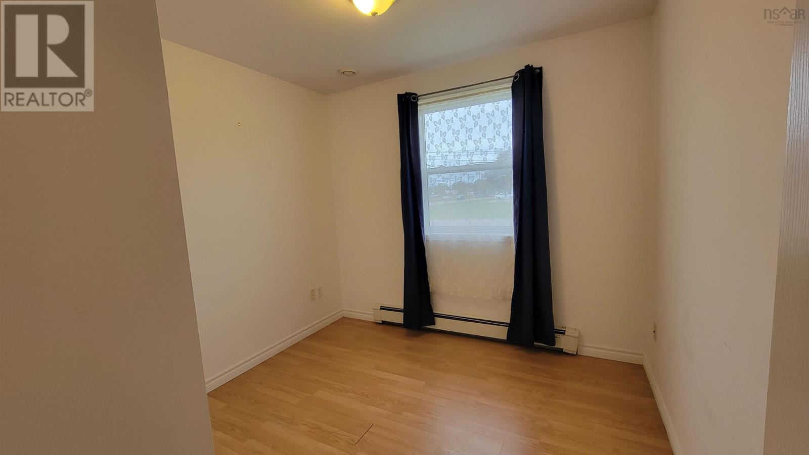 59 Clements Avenue, Yarmouth, Nova Scotia  B5A 2L8 - Photo 17 - 202526252