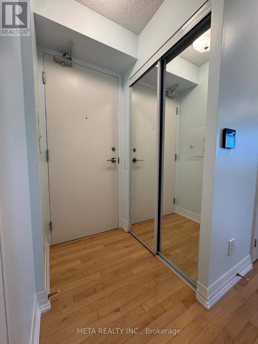 25 - 25 Carlton Street, Toronto, Ontario  M5B 1L4 - Photo 2 - C12473120