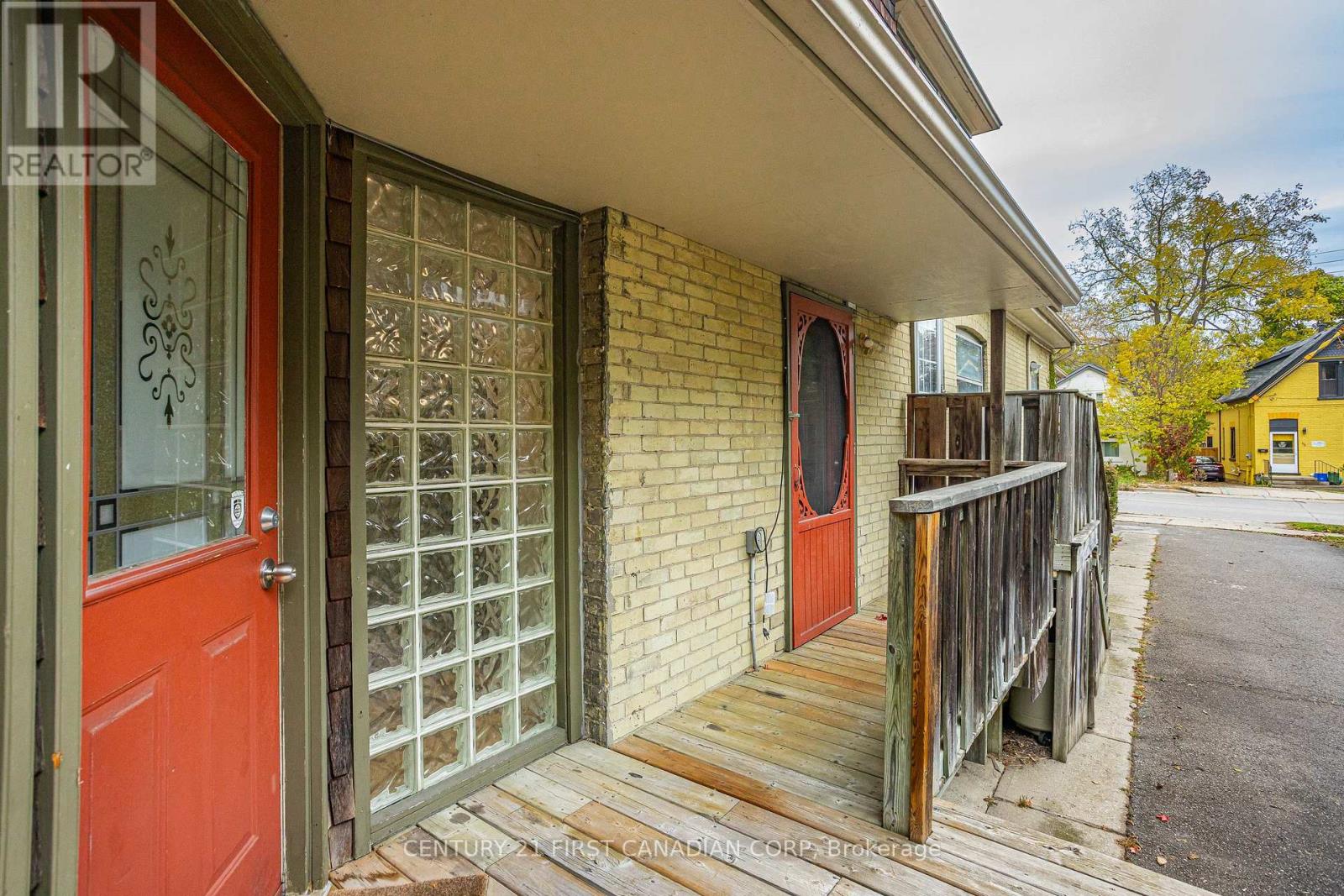 16 Woodward Avenue, London North, Ontario  N6H 2G7 - Photo 38 - X12472451
