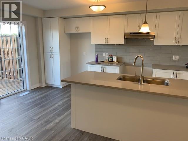 35 Sportsman Hill Street, Kitchener, Ontario  N2P 0J2 - Photo 4 - 40780667
