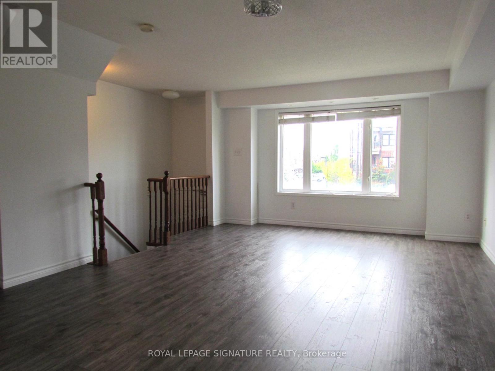 69 - 3056 Eglinton Avenue W, Mississauga, Ontario  L5M 8E4 - Photo 3 - W12471129