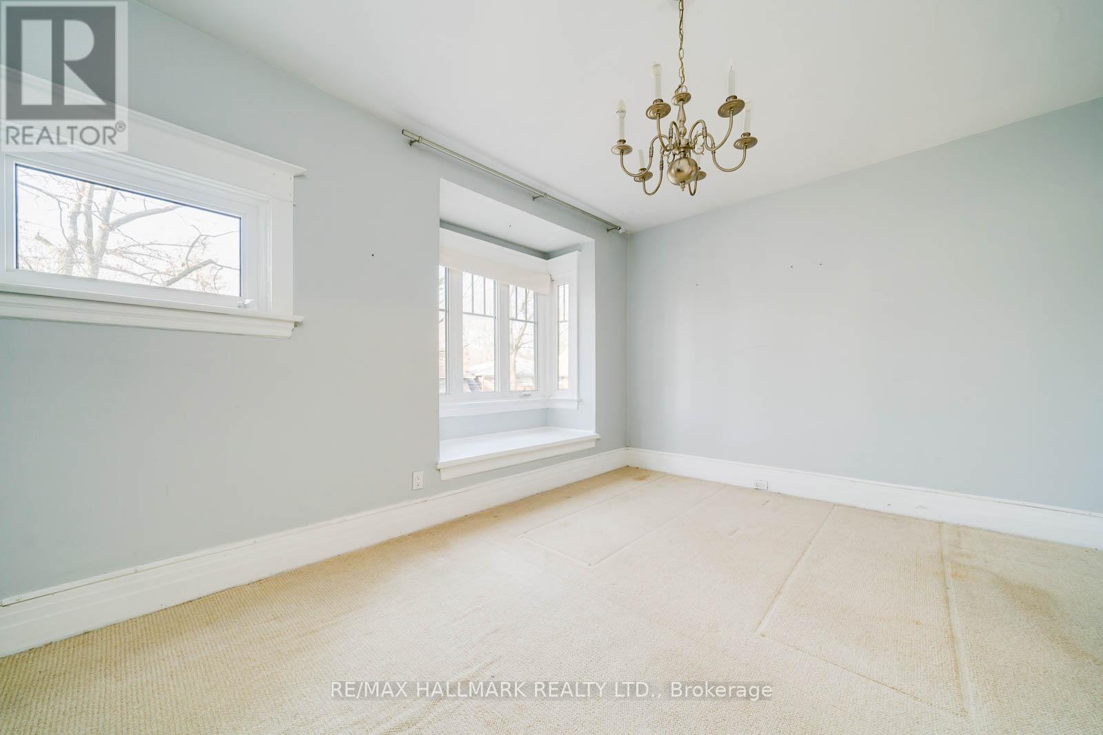 169 Balsam Avenue, Toronto, Ontario  M4E 3C2 - Photo 17 - E12473148