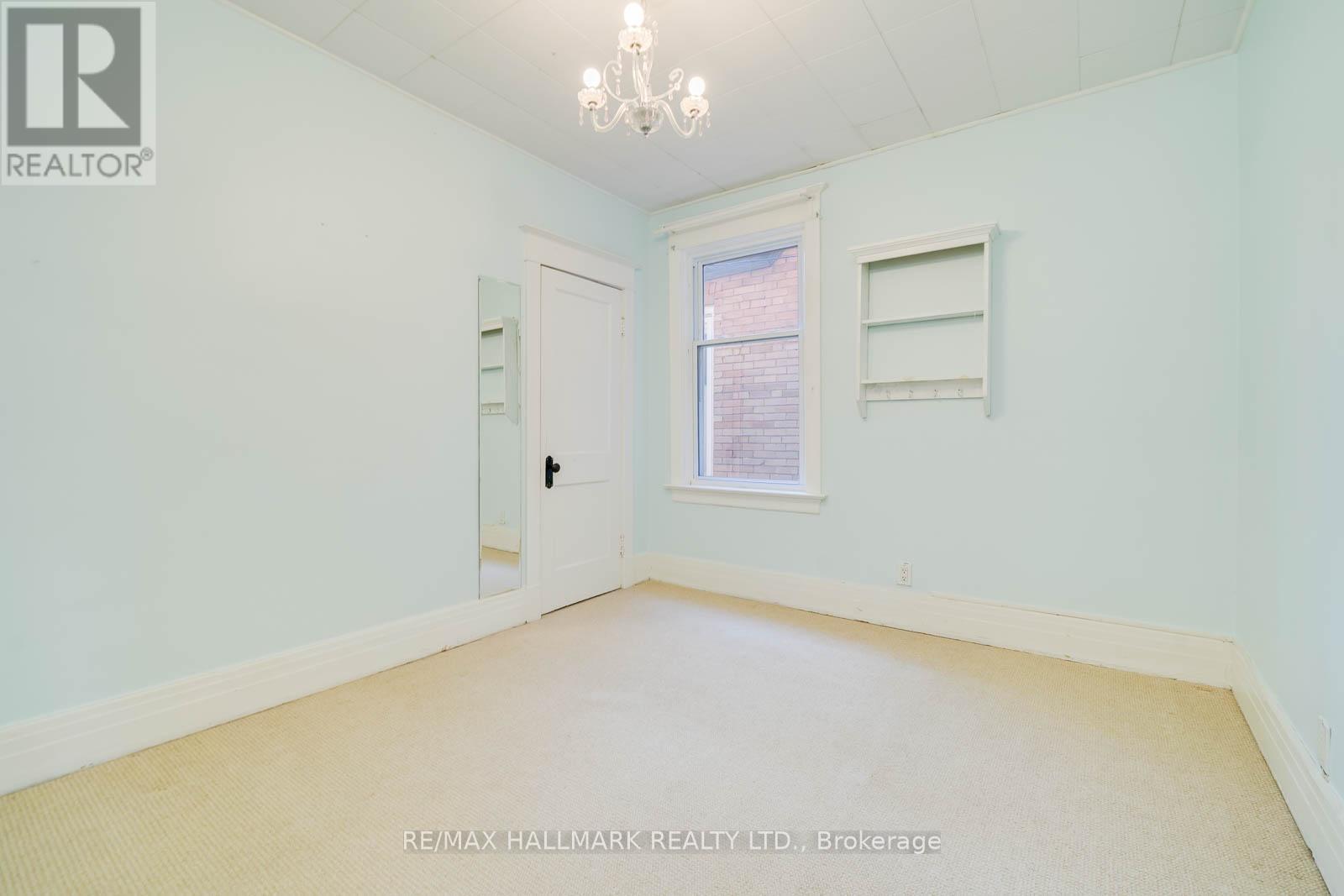 169 Balsam Avenue, Toronto, Ontario  M4E 3C2 - Photo 19 - E12473148