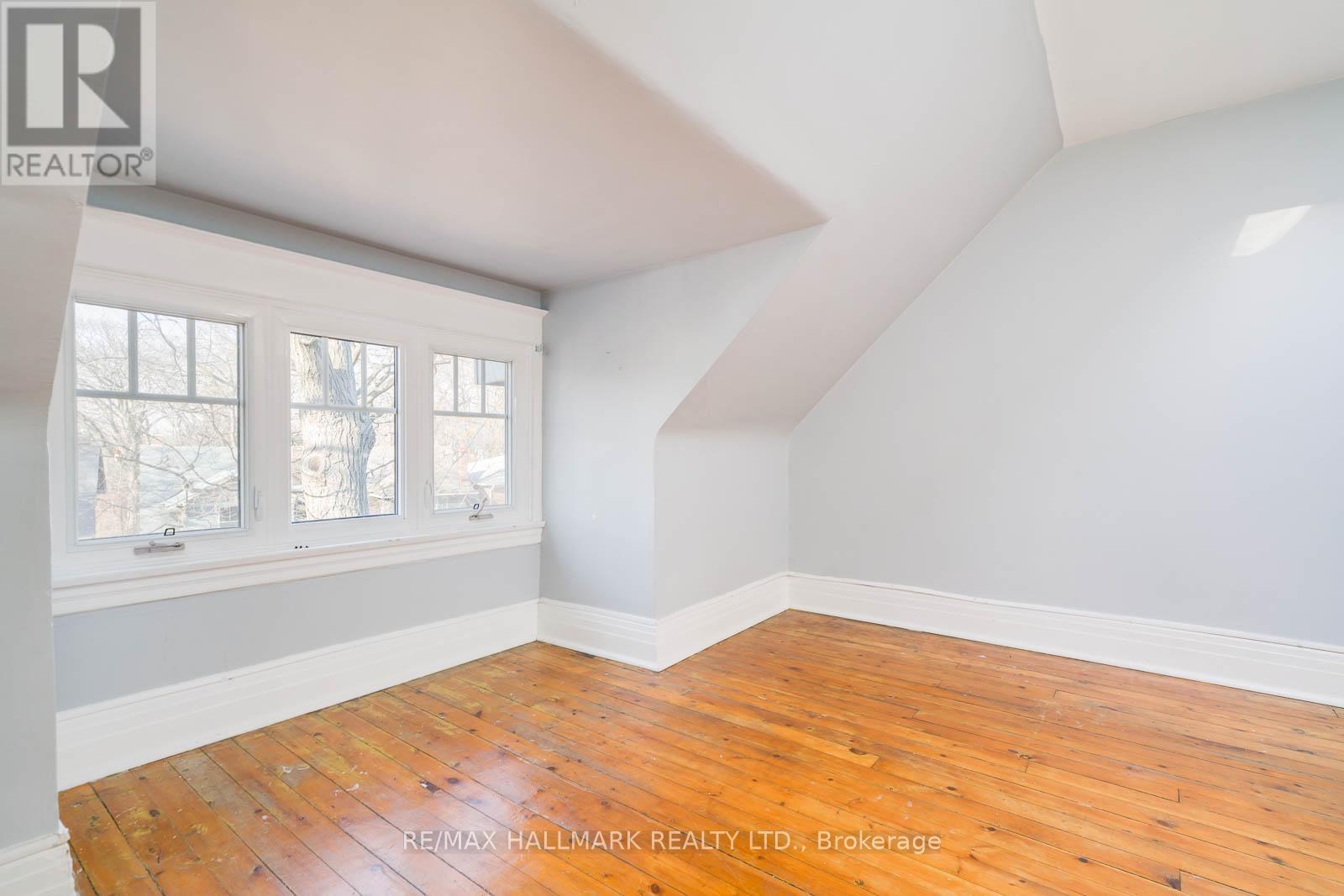 169 Balsam Avenue, Toronto, Ontario  M4E 3C2 - Photo 27 - E12473148
