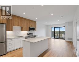 525 NEW DUNDEE Road Unit# 610, Kitchener, Ontario