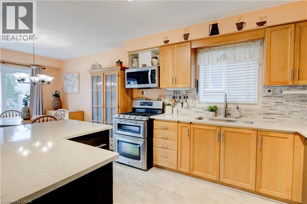 51 Mcmeeken Drive, Cambridge, Ontario  N3C 4E4 - Photo 14 - 40779163