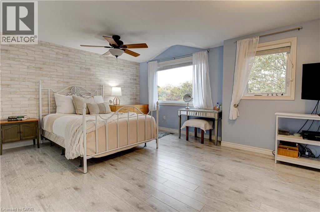 51 Mcmeeken Drive, Cambridge, Ontario  N3C 4E4 - Photo 19 - 40779163