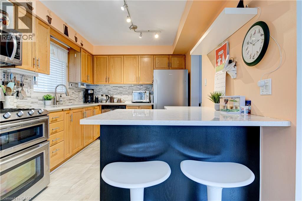 51 Mcmeeken Drive, Cambridge, Ontario  N3C 4E4 - Photo 12 - 40779163