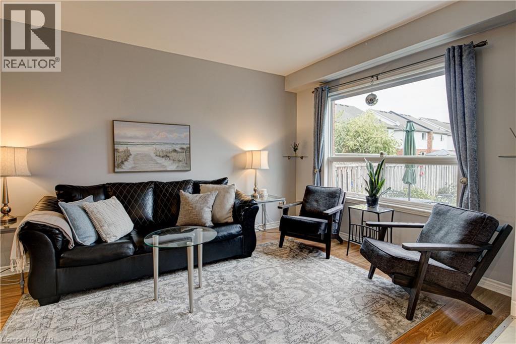 51 Mcmeeken Drive, Cambridge, Ontario  N3C 4E4 - Photo 9 - 40779163