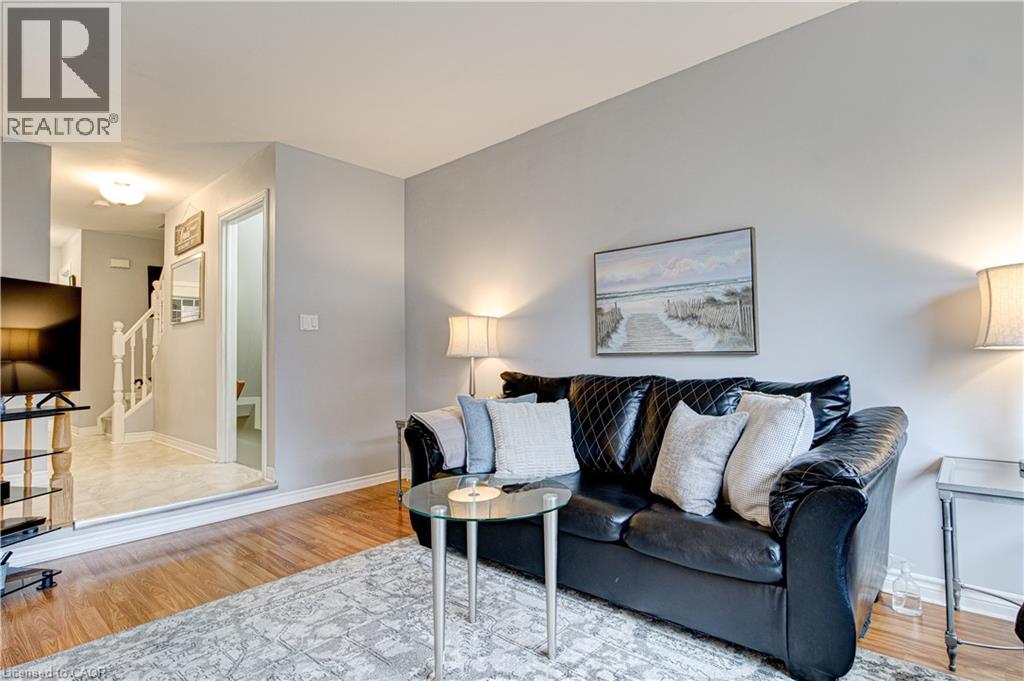 51 Mcmeeken Drive, Cambridge, Ontario  N3C 4E4 - Photo 8 - 40779163