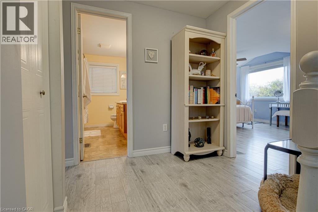 51 Mcmeeken Drive, Cambridge, Ontario  N3C 4E4 - Photo 18 - 40779163