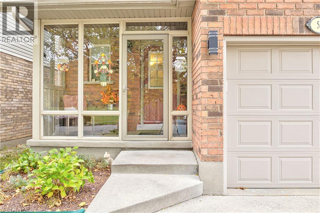 51 Mcmeeken Drive, Cambridge, Ontario  N3C 4E4 - Photo 3 - 40779163