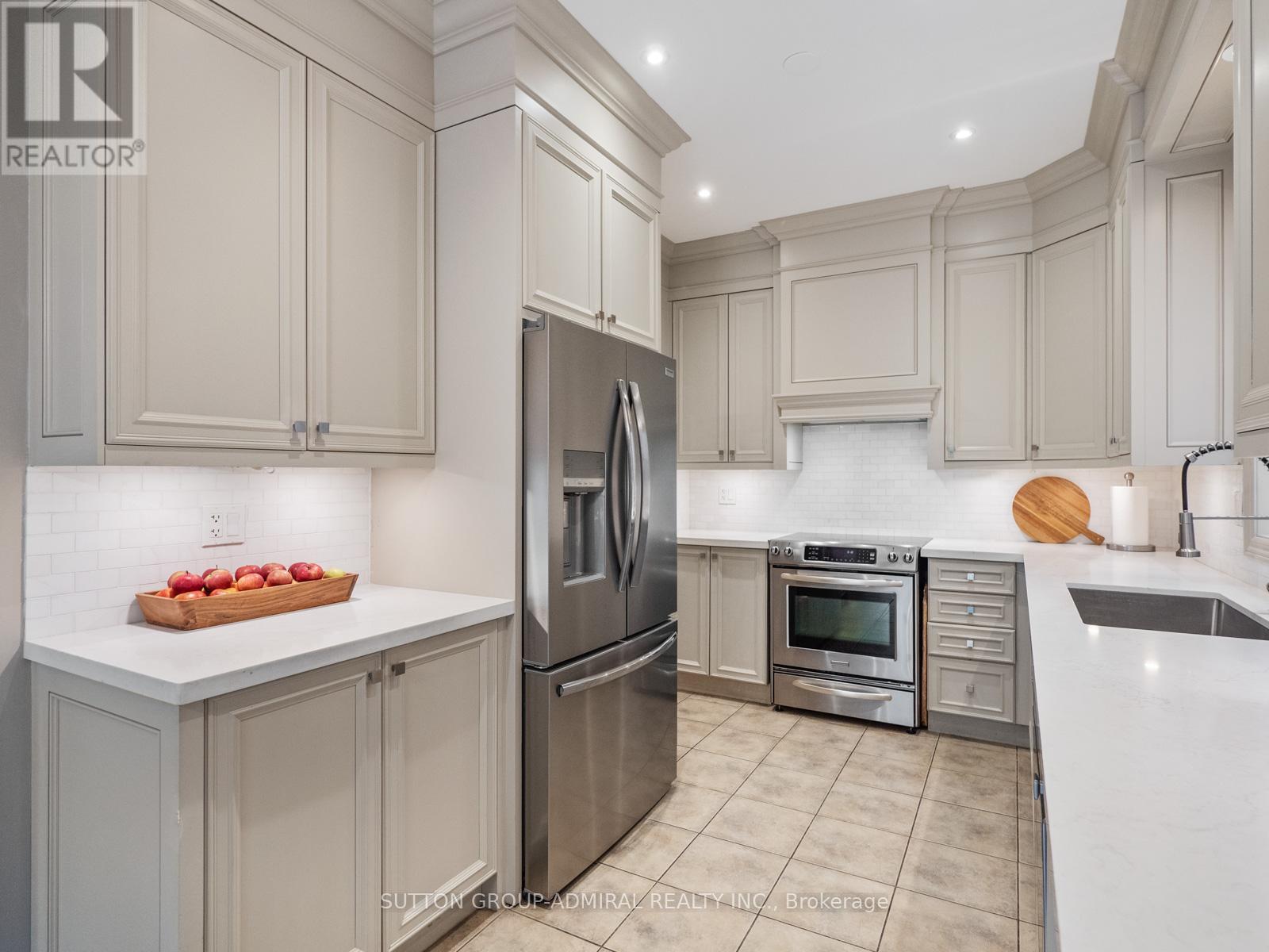 192 Chayna Crescent, Vaughan, Ontario  L6A 0L7 - Photo 8 - N12473129