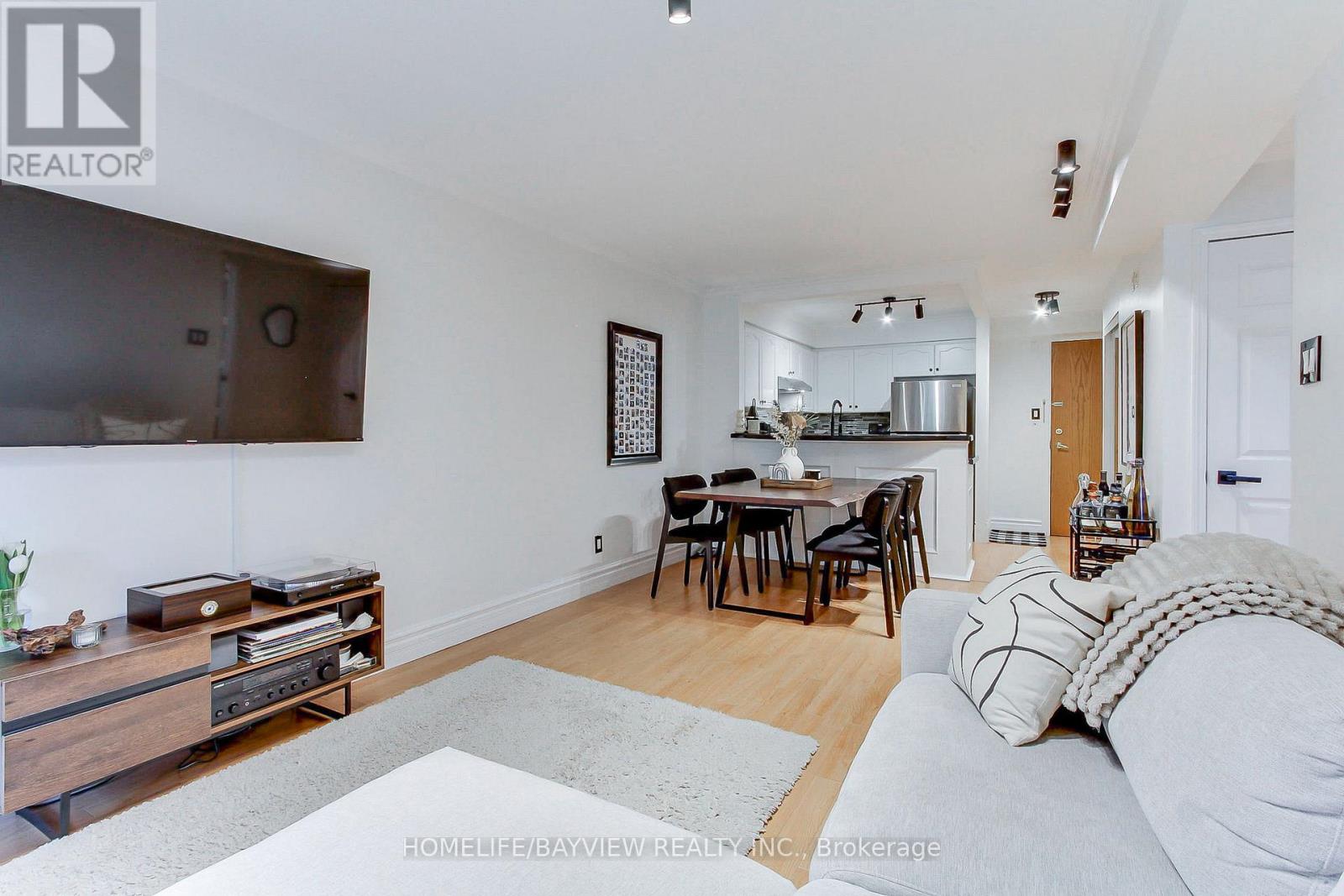 110 - 245 Pine Grove Road, Vaughan, Ontario  L4L 2H7 - Photo 12 - N12473160