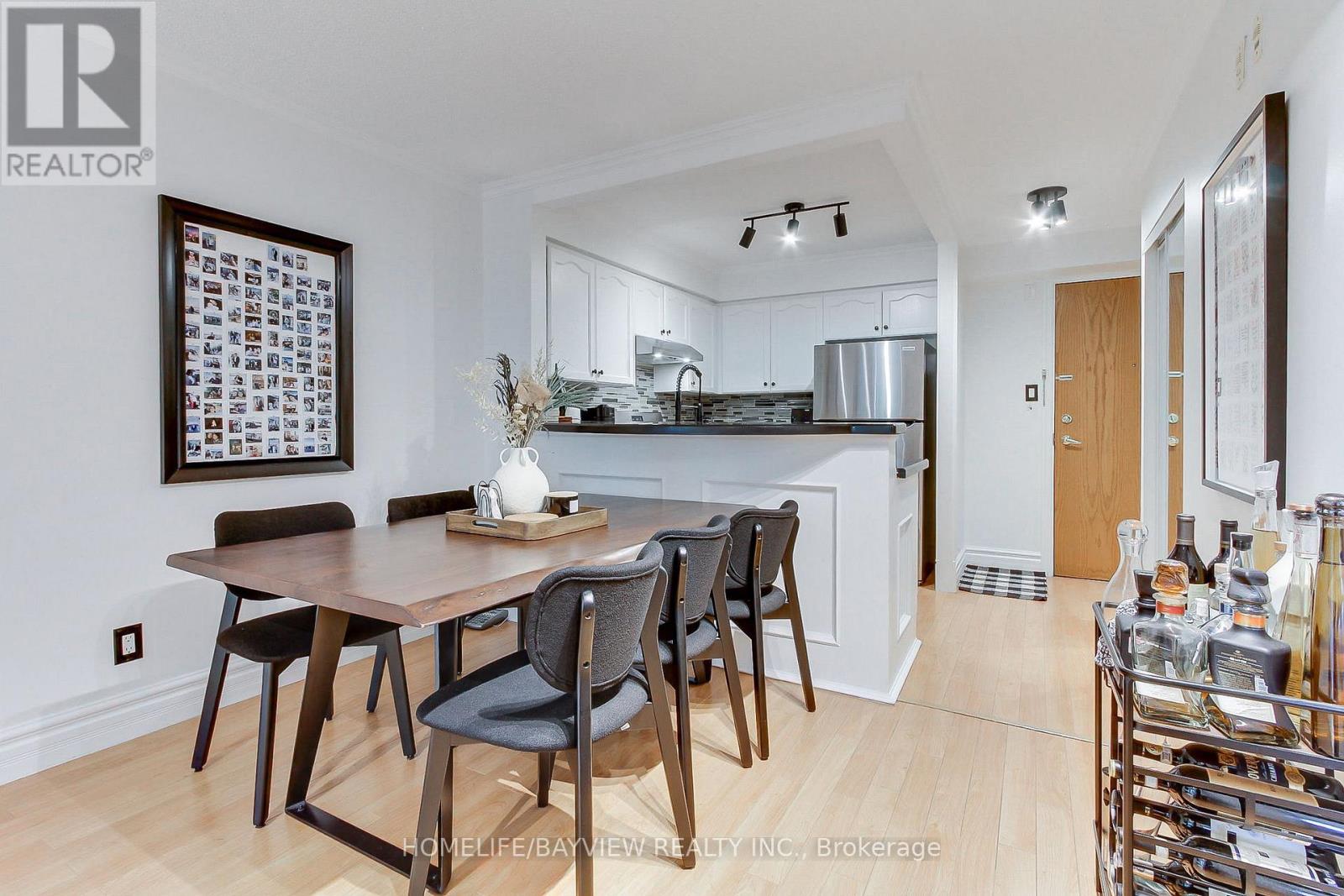 110 - 245 Pine Grove Road, Vaughan, Ontario  L4L 2H7 - Photo 2 - N12473160