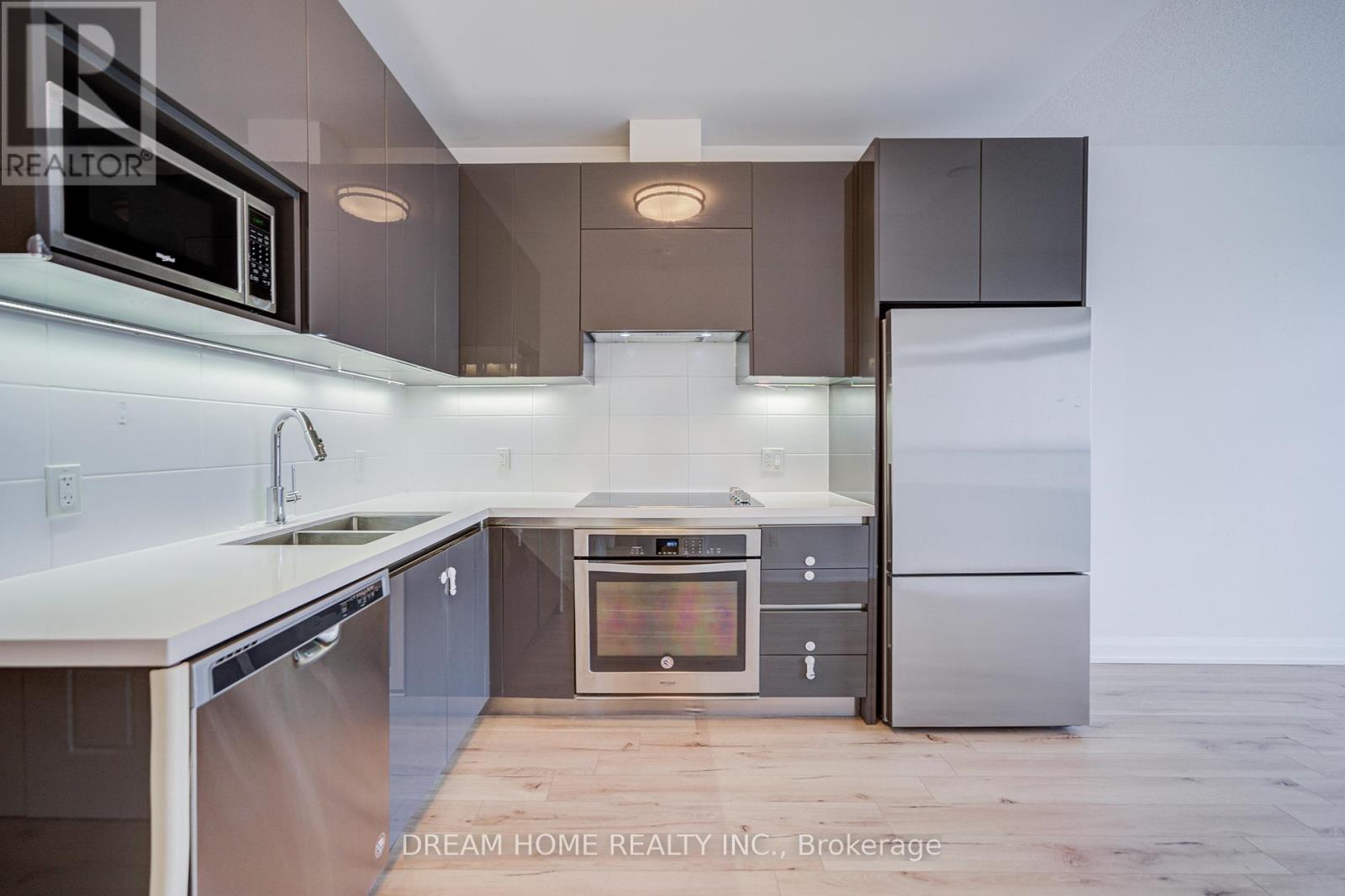 3007 - 15 Water Walk Drive, Markham, Ontario  L6G 0G2 - Photo 12 - N12381020