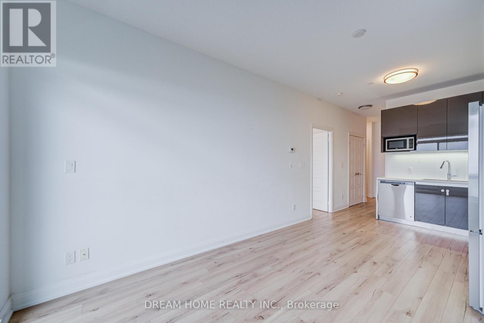 3007 - 15 Water Walk Drive, Markham, Ontario  L6G 0G2 - Photo 18 - N12381020