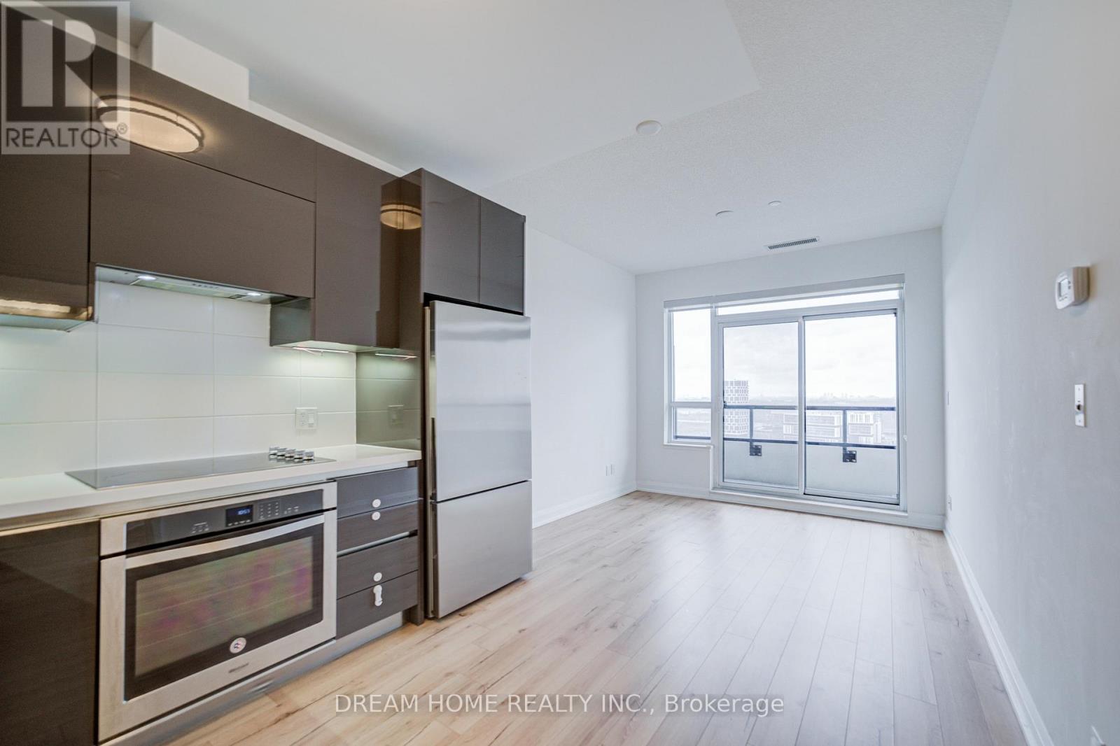 3007 - 15 Water Walk Drive, Markham, Ontario  L6G 0G2 - Photo 11 - N12381020