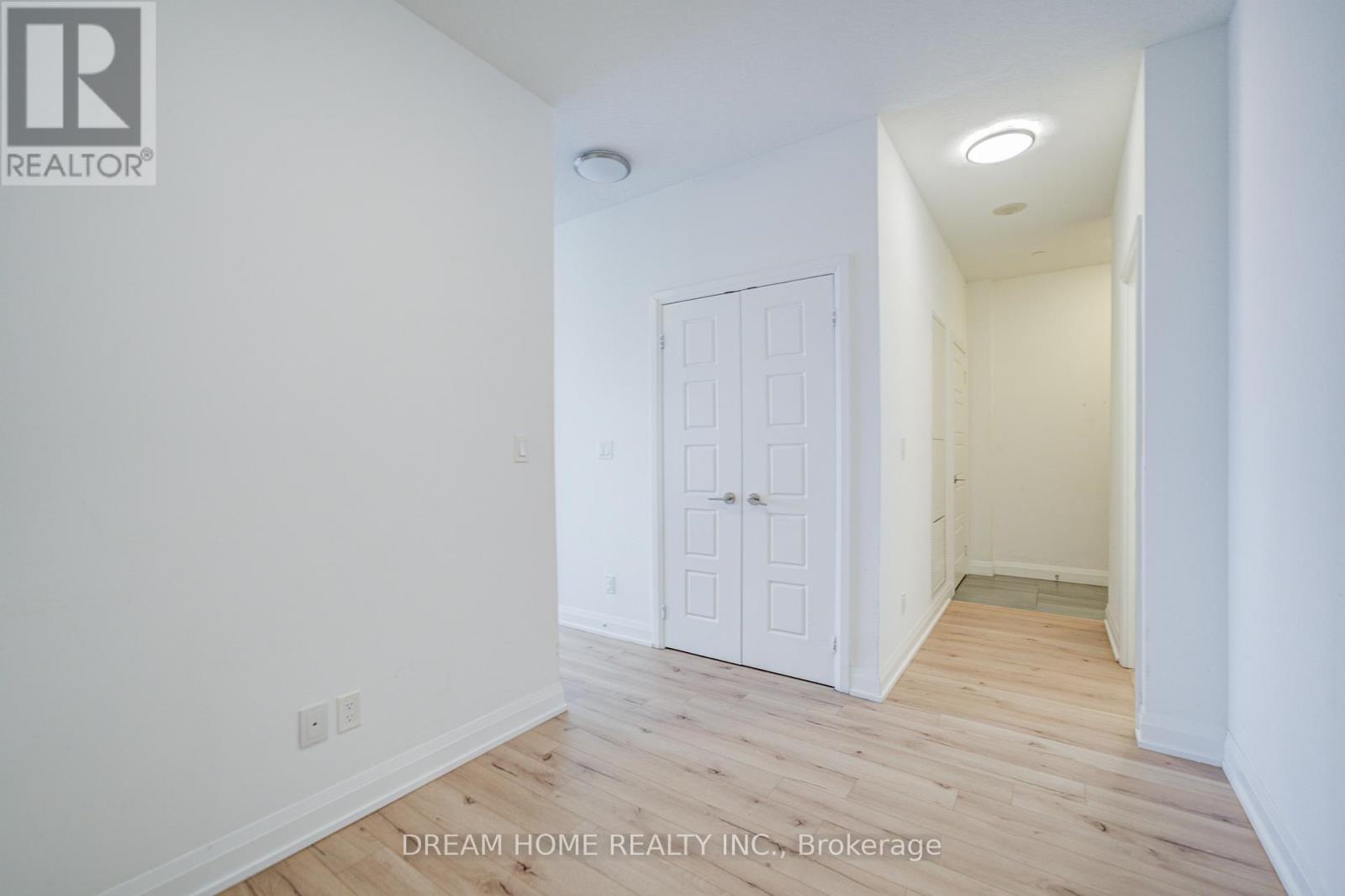 3007 - 15 Water Walk Drive, Markham, Ontario  L6G 0G2 - Photo 21 - N12381020